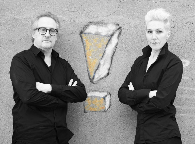 » Ü B E R D E H N U N G « mit  V O T U M